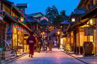 Gion Higashiyama Bar Hopping Night Tour - Kiyomizu-dera, Yasaka Shrine & Heian Shrine Area - Thumbnail 7