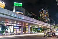 Tour Nocturno de Bares en la Zona del Centro Nacional de Arte de Tokio - Thumbnail 6