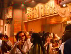 Sapporo Susukino Bar Hopping Night Tour with Fresh Seafood & Ramen