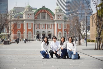 1 Hour Private Photoshoot in Nakanoshima
