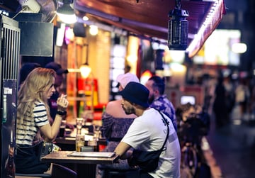Osaka Namba 3Hour Weekly Pub Crawl Tour