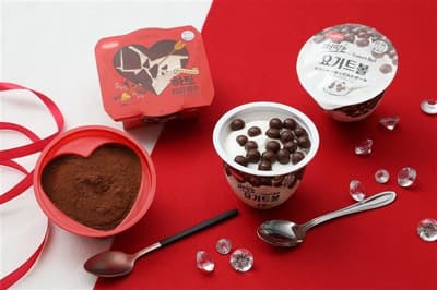 Trending Korean Ice Cream "Heart Tiramisu" and "Creamy Yogurt Ball" Launch at 7-Eleven