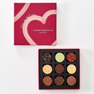 วาเลนไทน์ที่ห้างสรรพสินค้าเซบุ อิเคะบุคุโระ นำเสนอช็อกโกแลตและขนมหวานระดับพรีเมียม