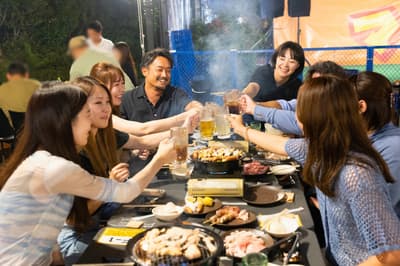 日本歷史最悠久的屋頂啤酒花園「Beer Garden Miami」於 4 月 17 日在高島屋大宮店開幕，迎來第三季