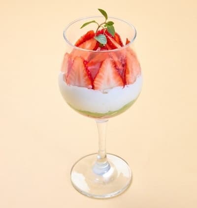 Nihonbashi Takashimaya S.C. จัดงาน “Benihopee Fair” ฉลองเทศกาลฮินะมัตสึริร่วมกับเมืองฮิงาชิอิซุ