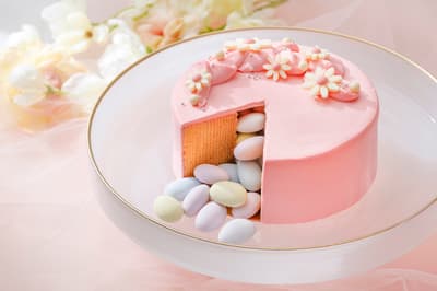 El "Pastel Truco" de Pascua Primaveral Llega a The Strings Omotesando