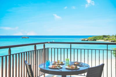 Manza Grill Oceanfront Dining กลับมาเปิดให้บริการอีกครั้งในวันที่ 1 มีนาคม 2026