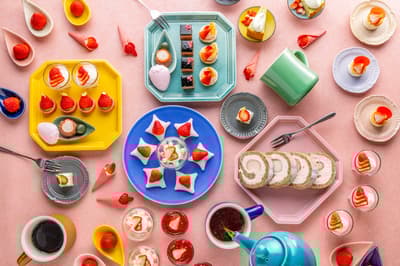 Hotel Indigo Inuyama Urakuen Meluncurkan Prasmanan Manisan Stroberi Musim Semi dengan Kelezatan Aromatik