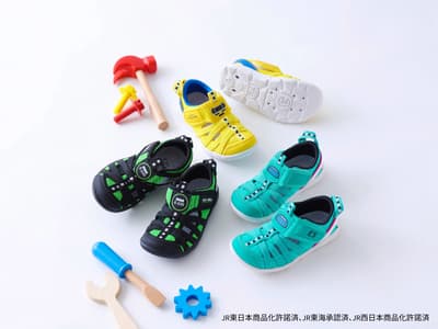 IFME童鞋推出交通工具主题夏季新款，含警车、消防车、新干线及山手线设计
