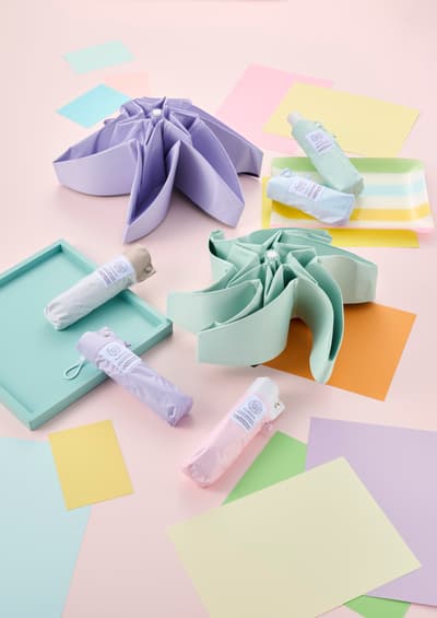 간편한 접기 가이드가 포함된 경량 탄소 접이식 우산, 1월 15일 출시