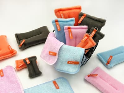 Kufuno presenta nuevos productos: Esponja de baño con cepillo y mini productos - Cerdas ultrafinas para una limpieza profunda de los azulejos del baño