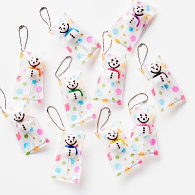 ของเล่นกาชาปองช็อกโกแลตรูปตุ๊กตาหิมะ Royce เปิดตัวที่สนามบิน New Chitose – ชุดของฝากฤดูหนาวที่สมบูรณ์แบบ