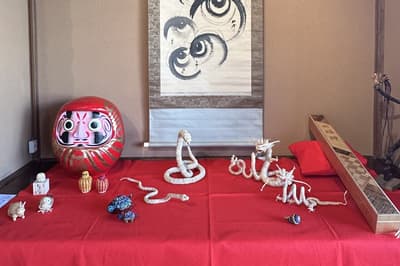 Exposición «Bendición»: Artesanía tradicional poco común en exhibición en Fujinomiya