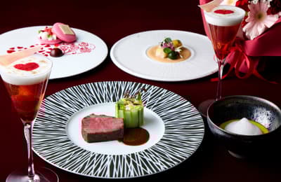 โรงแรม Rihga Royal Osaka เผยโฉมดินเนอร์วันวาเลนไทน์สุดพิเศษ พร้อมวิวกลางคืนอันน่าทึ่งของ Nakanoshima