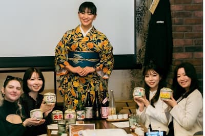 KomoSake Terrace se lanza en Asakusa: diseña tu propio mini barril de sake y llévatelo a casa