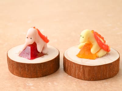 Eitaro Souhonpo's Adorable Candy-Loving Dinosaur Wagashi Available for a Limited Time at Nihonbashi Mitsukoshi