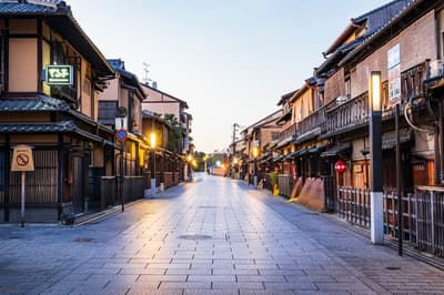 Kyoto Travel: 7 Places to Visit in the Gion Area
