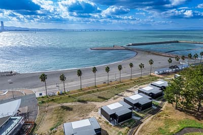 4月4日，约1万发烟花点亮二色之滨海滩——海景露台推出特别住宿&烧烤套餐