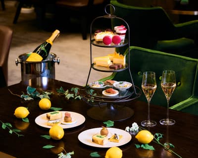 东京凯悦酒店携手 Pierre Hermé Paris 推出柑橘花下午茶