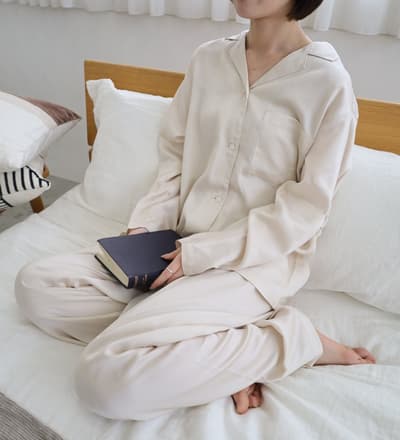 Muji Launches New "Smooth Satin" Series of Roomwear and Innerwear