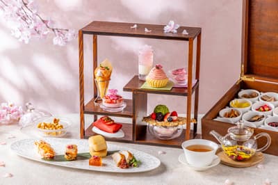 ห้องอาหารไชน่า แชโดว์ ณ โรงแรมสทริงส์ อินเตอร์คอนติเนนตัล โตเกียว เปิดตัวชุดน้ำชายามบ่ายสไตล์จีน สตรอว์เบอร์รีฤดูใบไม้ผลิ, ติ่มซำมื้อกลางวัน และชุดพาร์เฟต์และอาหารคาว ตั้งแต่วันที่ 5 มีนาคม