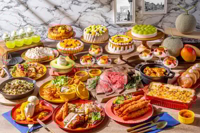 Hilton Narita's "VIVA Western Food Buffet" Features Snow Crab for GW, Jumbo Shrimp Fry from May 7, and Melon & Mango Sweets