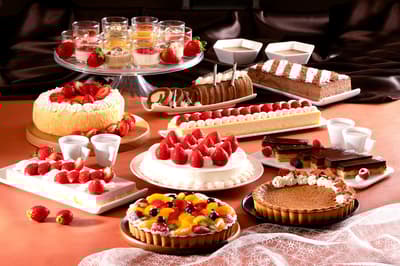 Matsue Excel Hotel Tokyu Hosts Limited 4-Day Strawberry & Chocolate Sweets Fair with Live-Finished Chocolat Brûlée
