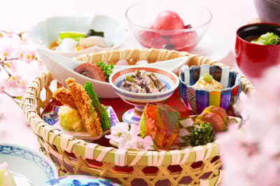 Experience a "Spring Garden" in One Meal at Hotel New Otani Makuhari's New Seasonal Delicacy Set