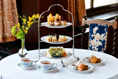 橫濱新格蘭酒店於歷史悠久的宴會廳推出初夏鳳凰下午茶