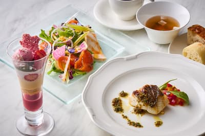 Ovest Dining & Bar di Hotel Metropolitan Meluncurkan Rencana Menu Musim Semi untuk Bulan Maret dan April