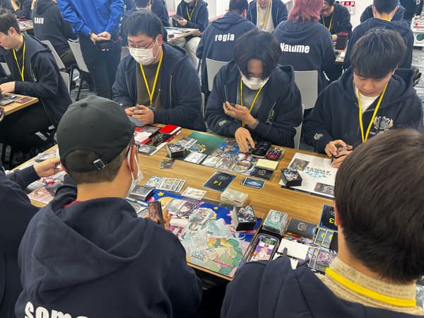 Qualifying round scene