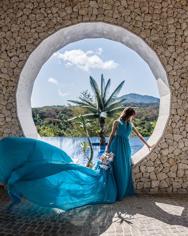 Entrance with circular monument overlooking Onna Village scenery