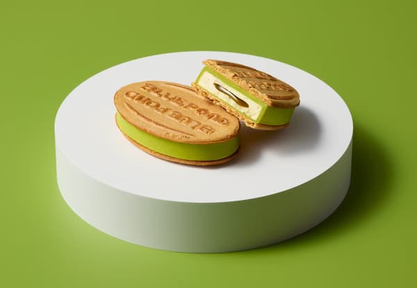 Caramelo Crujiente de Pistacho (4 piezas) ¥1,080 (impuestos incluidos)