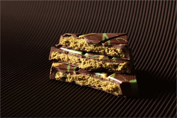 divan Pistachio Dubai Chocolate