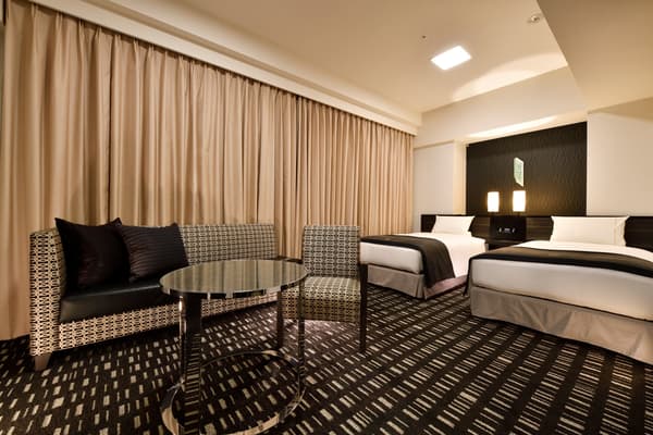 Premium Deluxe Twin room with Airweave mattress pad