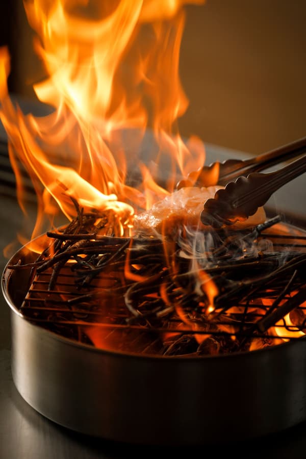 八坂餐厅内部，可欣赏京都全景