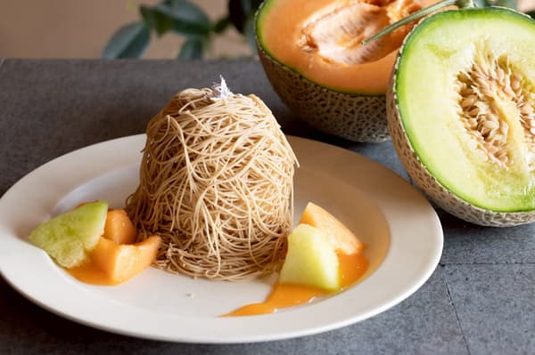 Ripe Melon and Waguri Kinshi Mont Blanc Detail