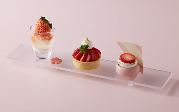 아와유 딸기 젤리, 딸기 초콜릿 타르트, 딸기 무스