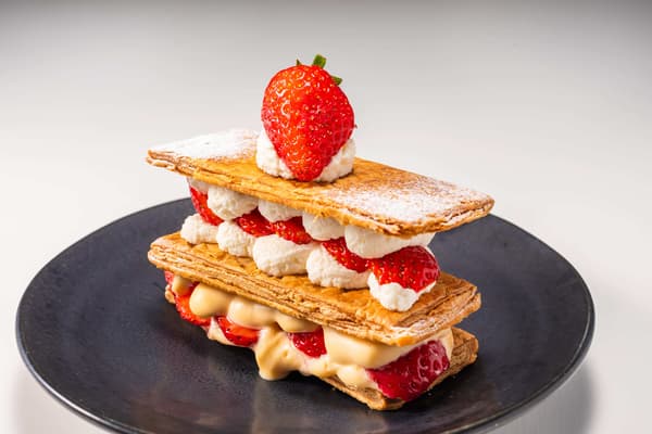 Strawberry Mille-Feuille — ¥850
