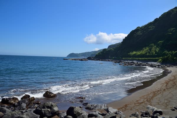 시설에서 도보로 12분 거리에 있는 아카자와 해변