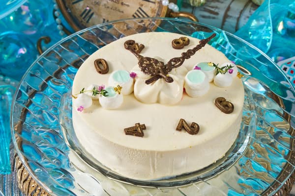 뒤틀리기 시작하는 신비로운 시계