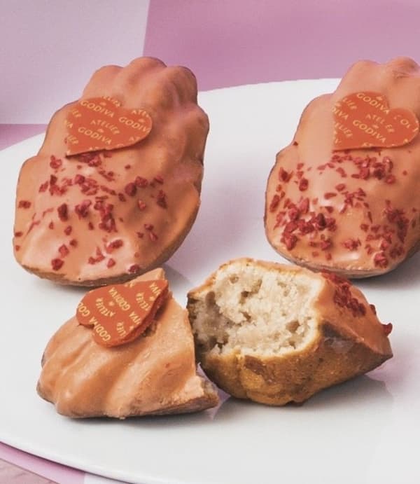 Atelier de Godiva Madeleine Raspberry White Chocolate Valentine Limited