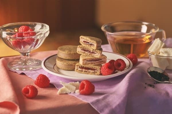 Tea Chocola Sandwich Earl Grey Raspberry