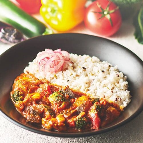 Vegetable and Chicken Tomato Curry