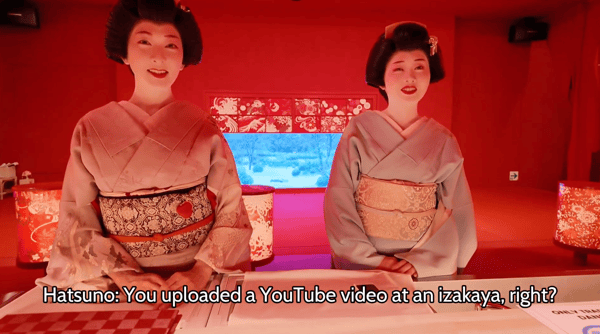 晚餐期间与艺伎交谈