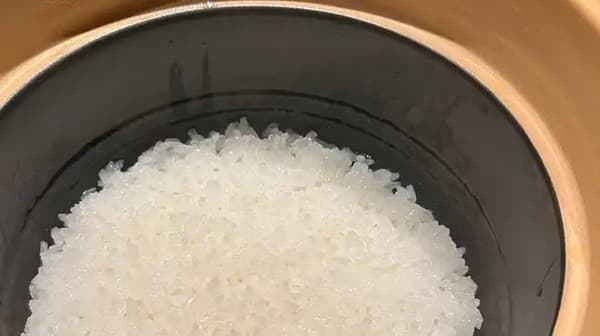 야에헤이 기헤이의 프리미엄 브랜드 쌀인 오카시미는 교토 및 그 외 지역의 미슐랭 스타 레스토랑에서 선호하는 고급 쌀입니다.