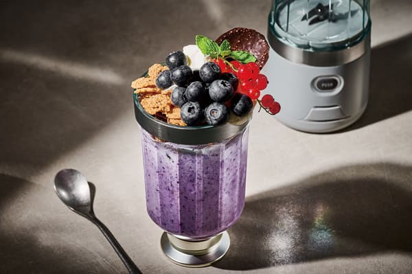 Topped with fruit for a dessert-style drink