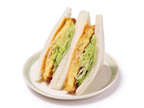 奶酪煎蛋三明治 475日元 — 三明治店 Märchen（品川Ecute）