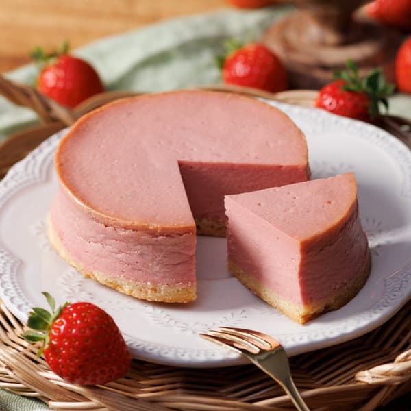 Strawberry Creamy Cheese Cake