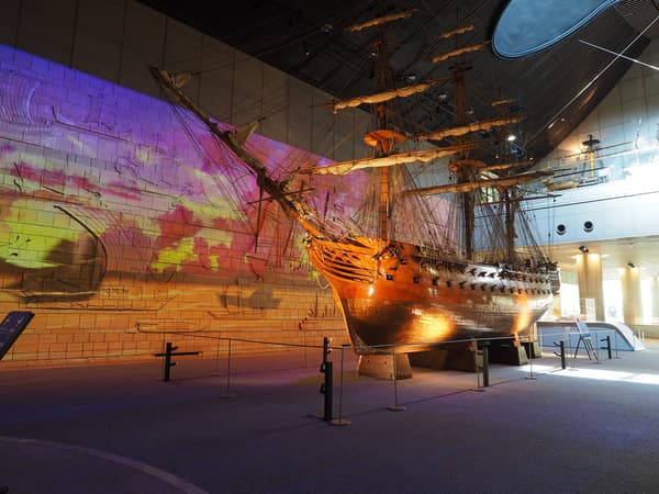 고베 해양박물관 내부